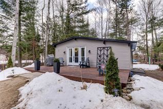 Cottage for Sale, 102 Belva Ave, Wasaga Beach, ON