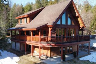 Detached House for Sale, 147 West Lake Drive, Christina Lake, BC