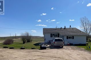 Bungalow for Sale, 76124 Hwy2 Highway, Woking, AB