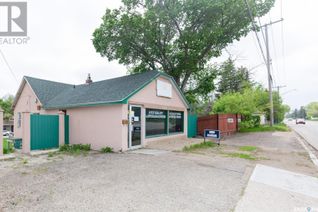 Property, 633 Caribou Street W, Moose Jaw, SK