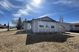 Property for Sale, 10113 90 St, Morinville, AB