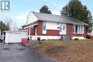 Bungalow for Sale, 3 Hart Road, Elliot Lake, ON