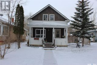 House for Sale, 547 1st Street E, Shaunavon, SK