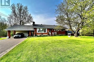 Bungalow for Sale, 470 Forest Lea Road, Pembroke, ON