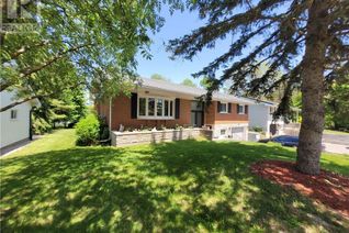 House for Sale, 439 Queen Street E, Mount Forest, ON