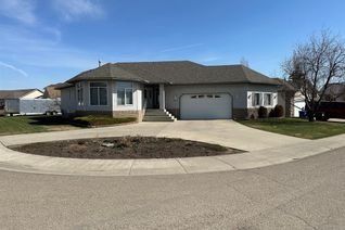 Bungalow for Sale, 25 Westpoint Drive, Didsbury, AB