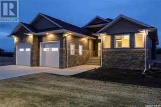 Bungalow for Sale, 228 Cypress Point, Swift Current, SK