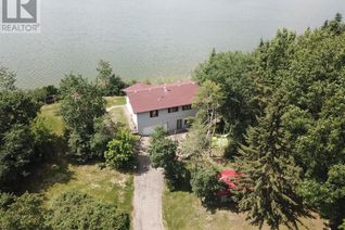 Bungalow for Sale, 815 Lakeview Drive, Rural St. Paul No. 19, County of, AB