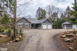 Bungalow for Sale, 327 East Browns Road, Huntsville, ON
