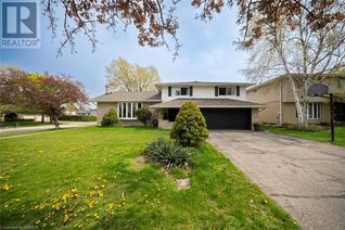 Property for Sale, 32 Japonica Crescent, Brantford, ON
