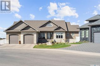 Bungalow for Sale, 422 Nicklaus Drive, Warman, SK