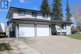 Property for Sale, 608 Windover Avenue, Moosomin, SK