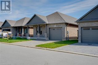 Property for Sale, 159 Collins Way Unit# 32, Strathroy, ON