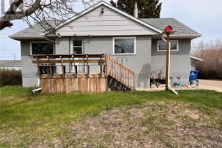 Detached House for Sale, 608 B Avenue W, Wynyard, SK