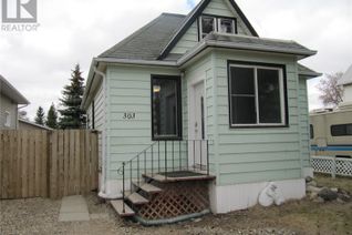 Detached House for Sale, 303 3rd Avenue W, Watrous, SK