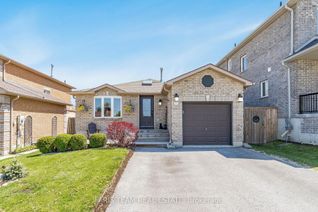 Bungalow for Sale, 11 Nathan Cres, Barrie, ON