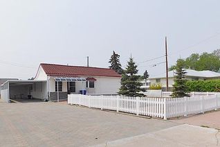 Bungalow for Sale, 4413 3 Street W, Claresholm, AB