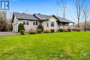 Property for Sale, 4 Meadowglen Circle, Kemptville, ON