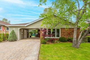 Backsplit for Sale, 18 Tayrow Rd, Toronto, ON