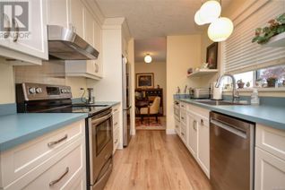 Property for Sale, 84 Wolf Lane, View Royal, BC