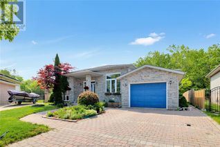 Raised Ranch-Style House for Sale, 3658 Irongate Circle, Windsor, ON