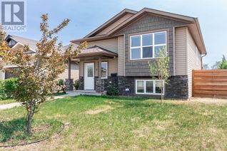 Property for Sale, 2 Copper Street, Blackfalds, AB