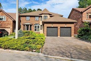 Detached House for Sale, 22 Stornoway Crt, Toronto, ON