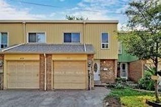 Townhouse for Rent, 120 Woody Vine Way, Toronto, ON