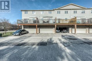 Condo Townhouse for Sale, 85 Bankside Drive Unit# A7, Kitchener, ON