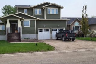Detached House for Sale, 219 5th Street W, Carnduff, SK