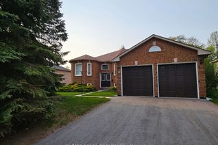 Bungalow for Sale, 3 Acorn Cres, Wasaga Beach, ON
