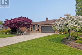 Bungalow for Sale, 320 Warren Street, Goderich, ON