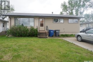 Detached House for Sale, 507 6th Avenue W, Assiniboia, SK