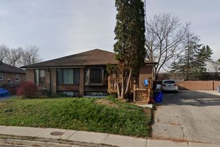 Bungalow for Sale, 81 Walter Ave, Newmarket, ON