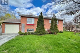 Bungalow for Sale, 145 Spruce Street, Collingwood, ON