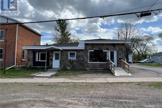 Bungalow for Sale, 526 Mcgee Street, Pembroke, ON
