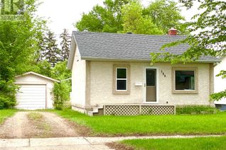 Bungalow for Sale, 199 Eighth Avenue N, Yorkton, SK