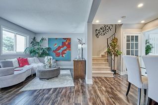 Condo Townhouse for Sale, 900 Central Park Dr #111, Brampton, ON