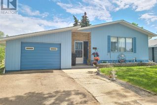 Detached House for Sale, 525 Main Street, Radville, SK