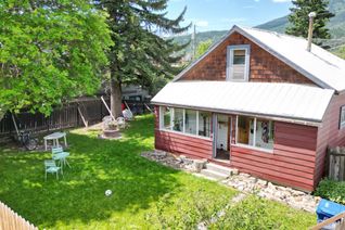 House for Sale, 1032 2nd Avenue, Fernie, BC