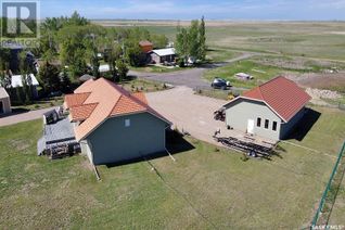 Property for Sale, 400 Lakeshore Drive, Wee Too Beach, SK