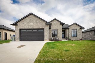 Bungalow for Sale, 160 Hennessy St, Lambton Shores, ON