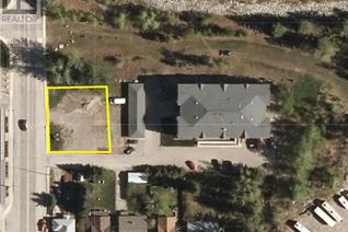 Land for Sale, 201 Center Street, Sundre, AB