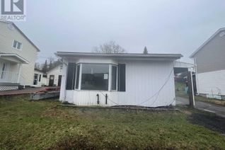 Backsplit for Sale, 107 Hutchison Ave, Elliot Lake, ON
