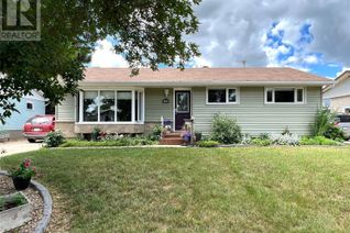 Detached House for Sale, 116 Perry Crescent, Estevan, SK