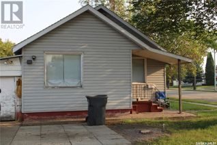 Detached House for Sale, 44 Gladstone Avenue S, Yorkton, SK