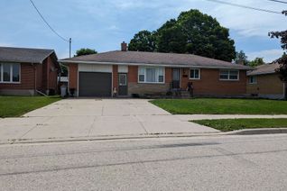 Bungalow for Sale, 886 York Ave N, North Perth, ON