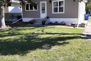 Detached House for Sale, 805 Pacific Street, Grenfell, SK