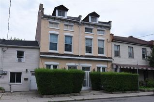 Detached House for Sale, 168 Macnab Street N, Hamilton, ON