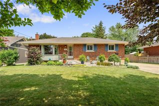 Bungalow for Sale, 18 Henry Street, Niagara-on-the-Lake, ON
